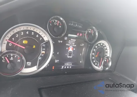 2016 Ram 1500 Lone Star z USA, uszkodzony, nr VIN 1C6RR7LT6GS416815